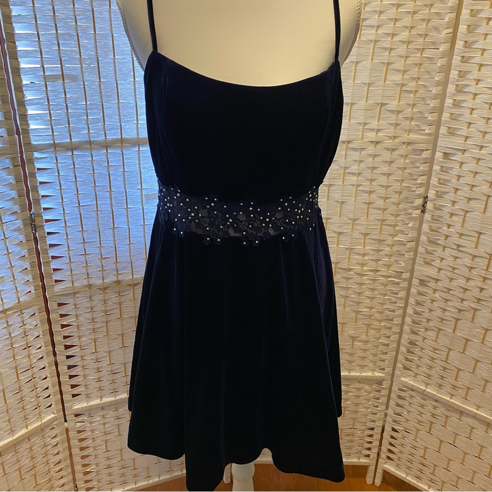 Elegant Navy Velvet Dress with Beaded Waist  by City Studio. Size 11/12.